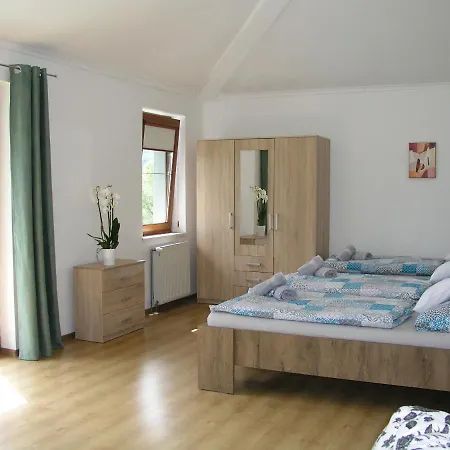 Vlasta Pensión 4*